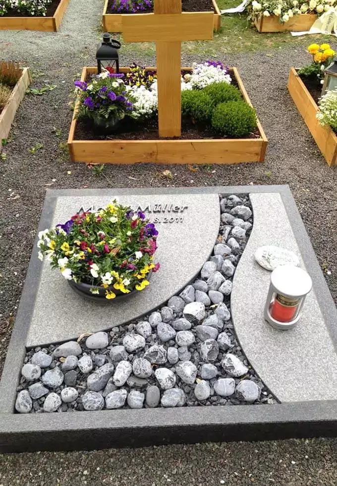 Grabstein Design von der Firma Frank Natursteine