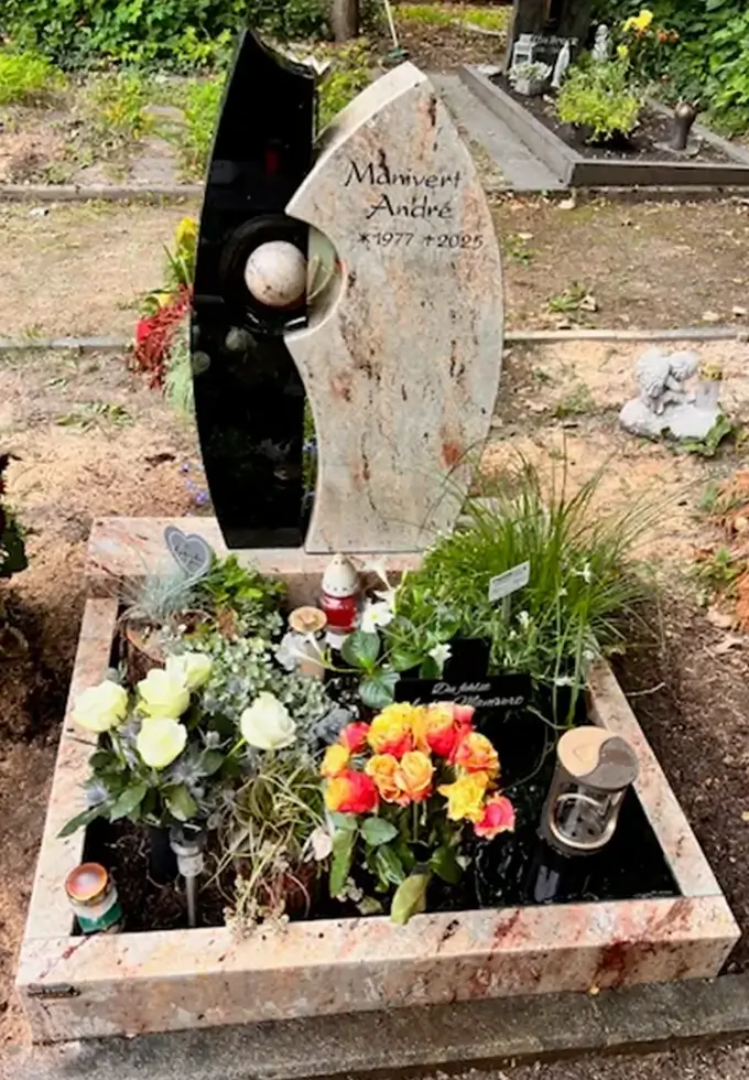 Grabstein Design von der Firma Frank Natursteine