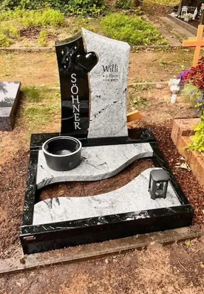 Grabstein Design von der Firma Frank Natursteine