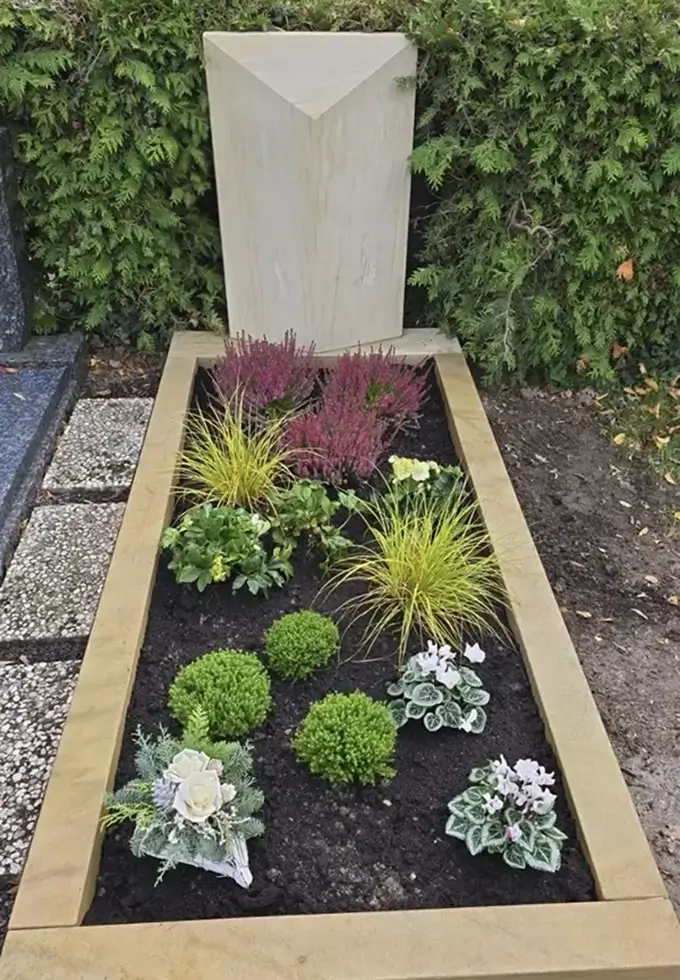 Grabstein Design von der Firma Frank Natursteine